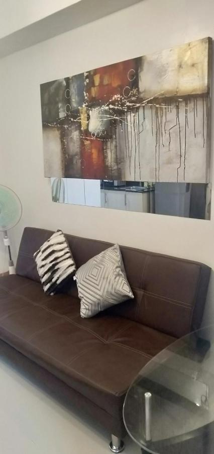 Yhanz Z Sea Residences Pasay Ngoại thất bức ảnh