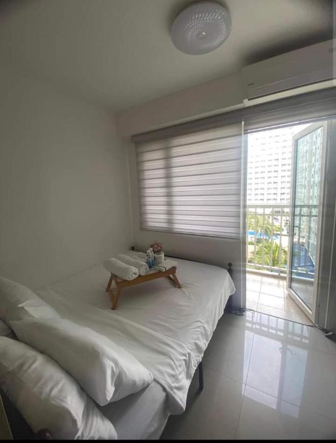 Yhanz Z Sea Residences Pasay Ngoại thất bức ảnh